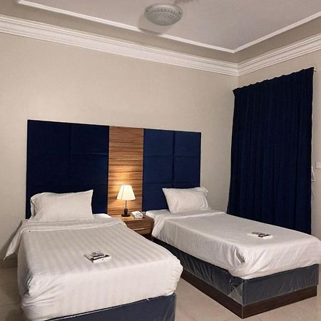 شقق بدور أرضي Medina Exteriör bild