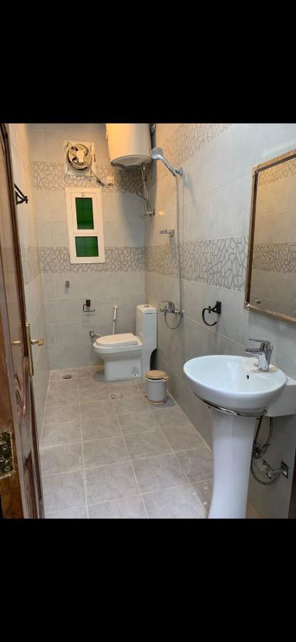 شقق بدور أرضي Medina Exteriör bild