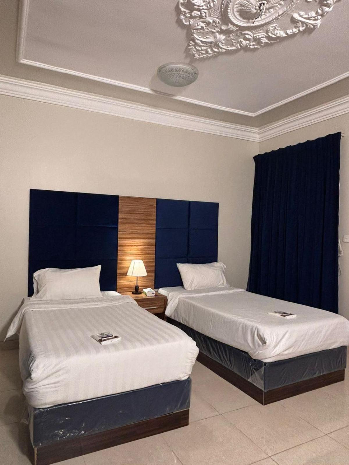شقق بدور أرضي Medina Exteriör bild