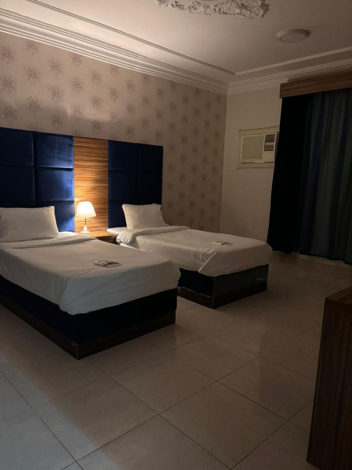 شقق بدور أرضي Medina Exteriör bild
